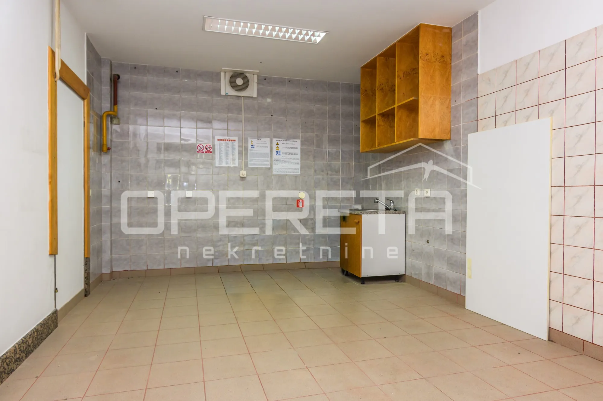 najam, ured, borongaj, jure kaštelana, 94m2 - slika 7