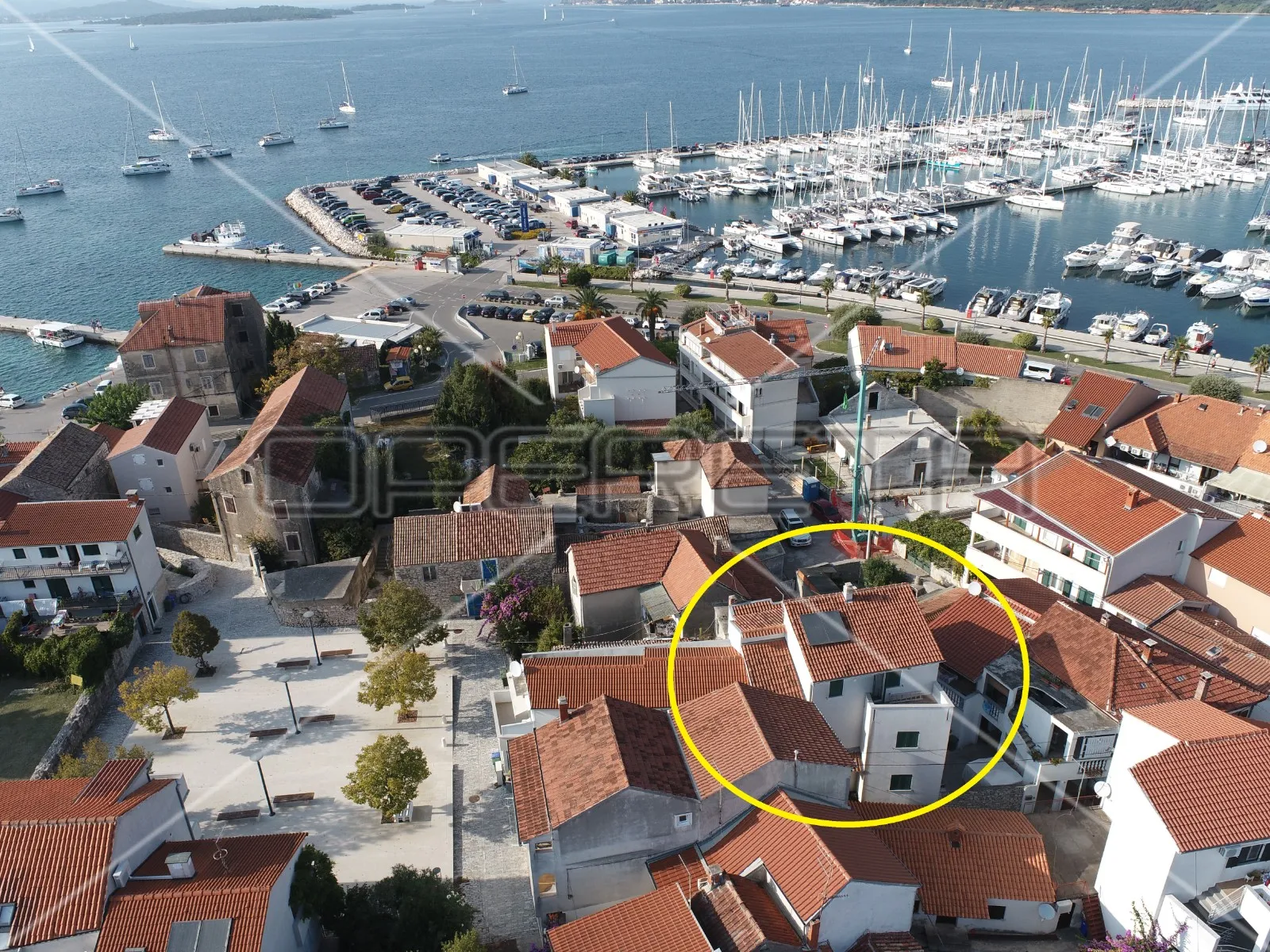 apartmanski objekt u centru grada, 224 m2, biograd na moru - slika 1