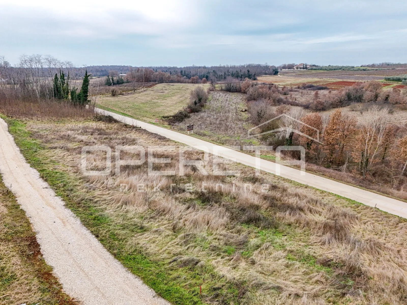 vižinada – okolica, građevinsko zemljište 735 m² s projektom - slika 9