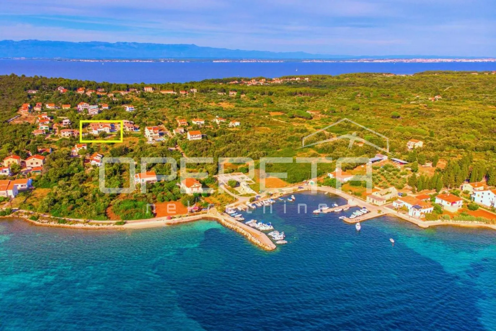 prava mediteranska vila, 250m2, s pogledom na more i unutarnjim, grijanim bazeno - slika 26