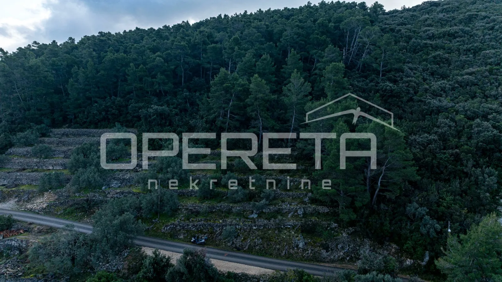 građevinsko zemljište od 934 m2, drugi red od mora, otok korčula - slika 13