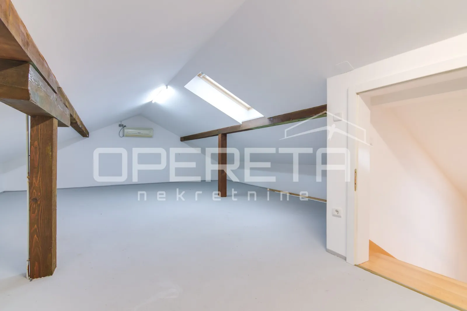 prodaja, kuća, oroslavje, stubička cesta , samostojeća, 279m2 - slika 24