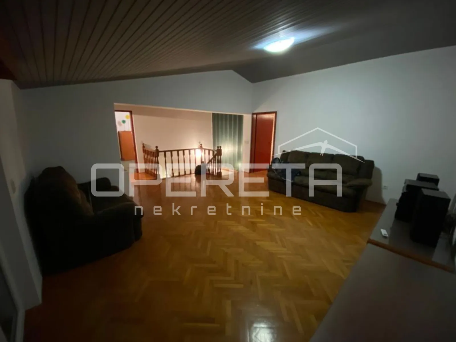kuća s velikim potencijalom na atraktivnoj i mirnoj lokaciji – idealna za invest - slika 11