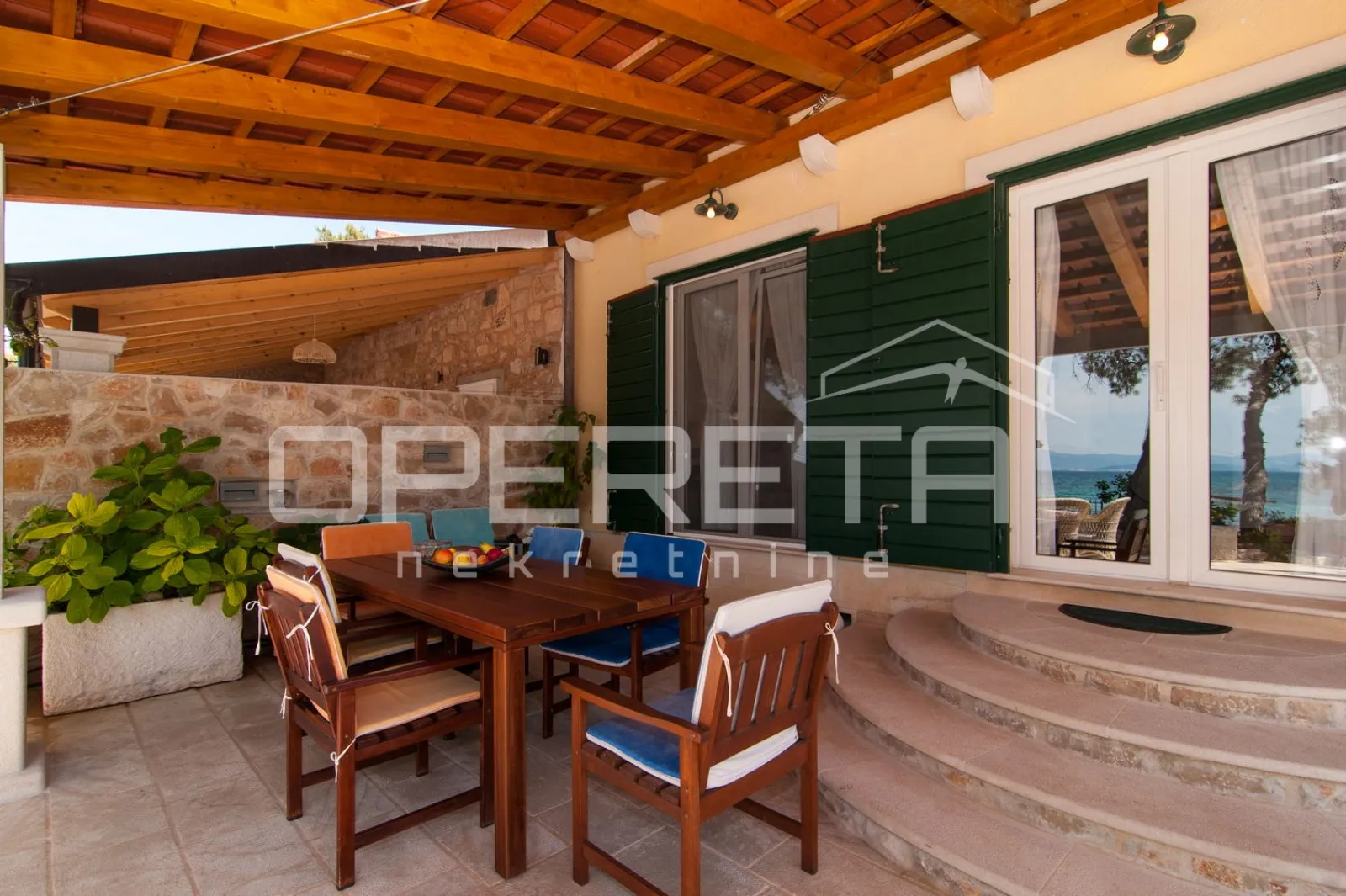 kuća kraj samoga mora, 198 m2, sa bazenom, supetar, brač - slika 5