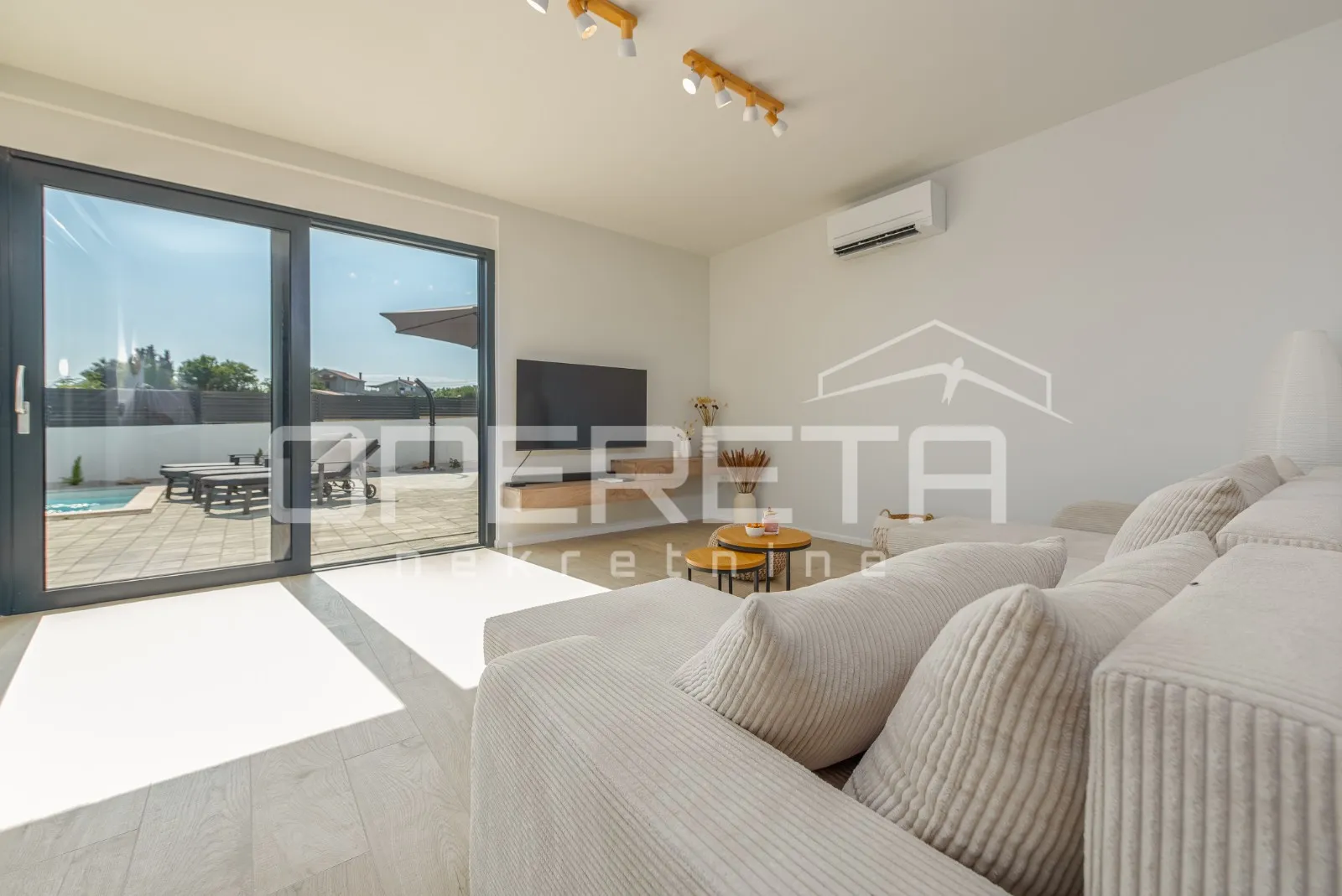 moderna vila s bazenom 217 m2, poljica brig, zadar - slika 20