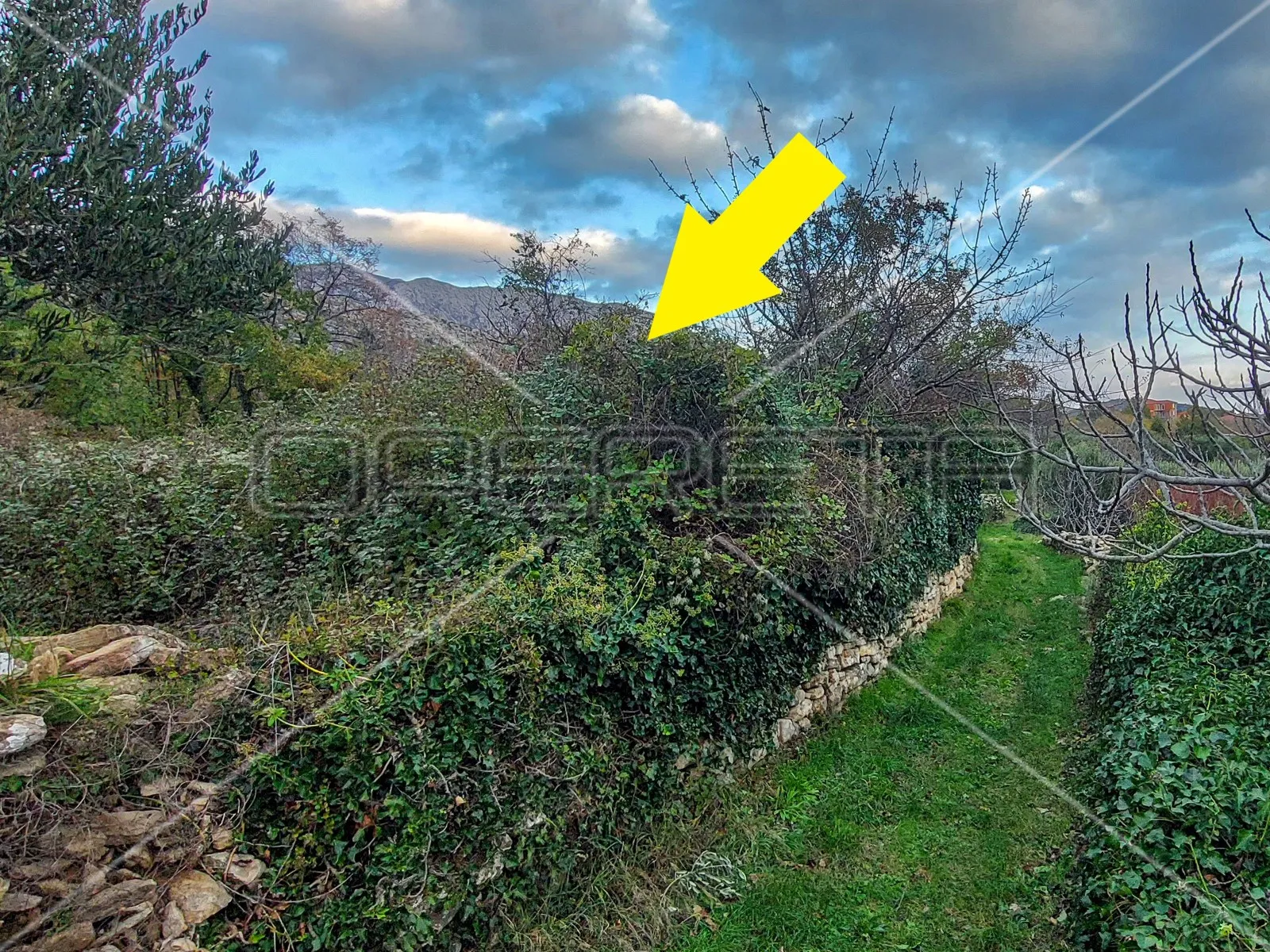 tugare, naklice, građevinsko i poljoprivredno zemljište 1.528 m2 - slika 8