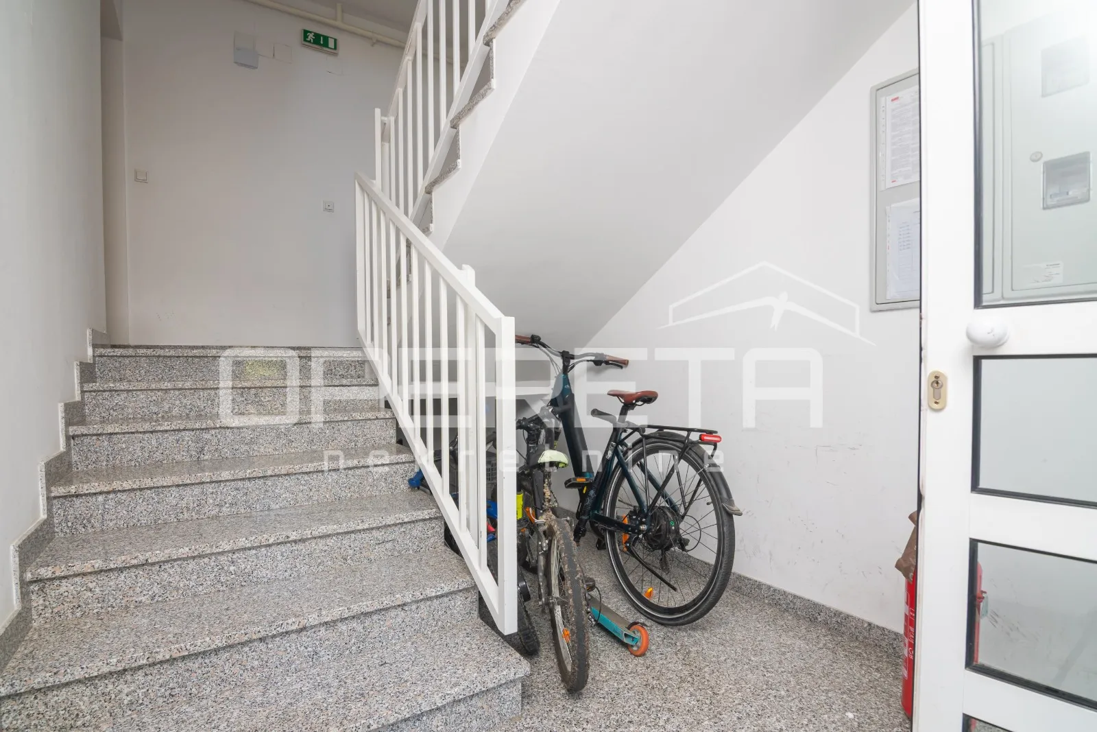 najam, g.bukovac, 4s stan s 2 parkinga, 110 m2 nkp - slika 25