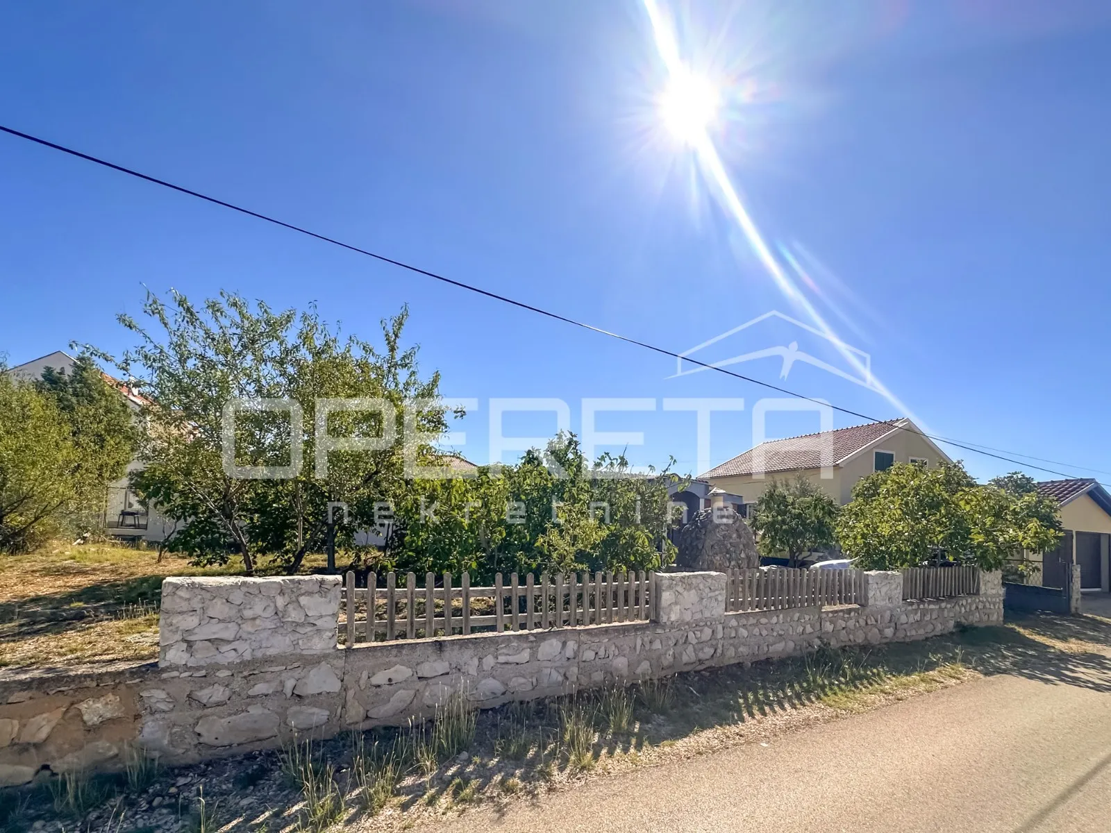 vikendica sa 404 m² zemljišta u mirnom dijelu zatona - slika 13