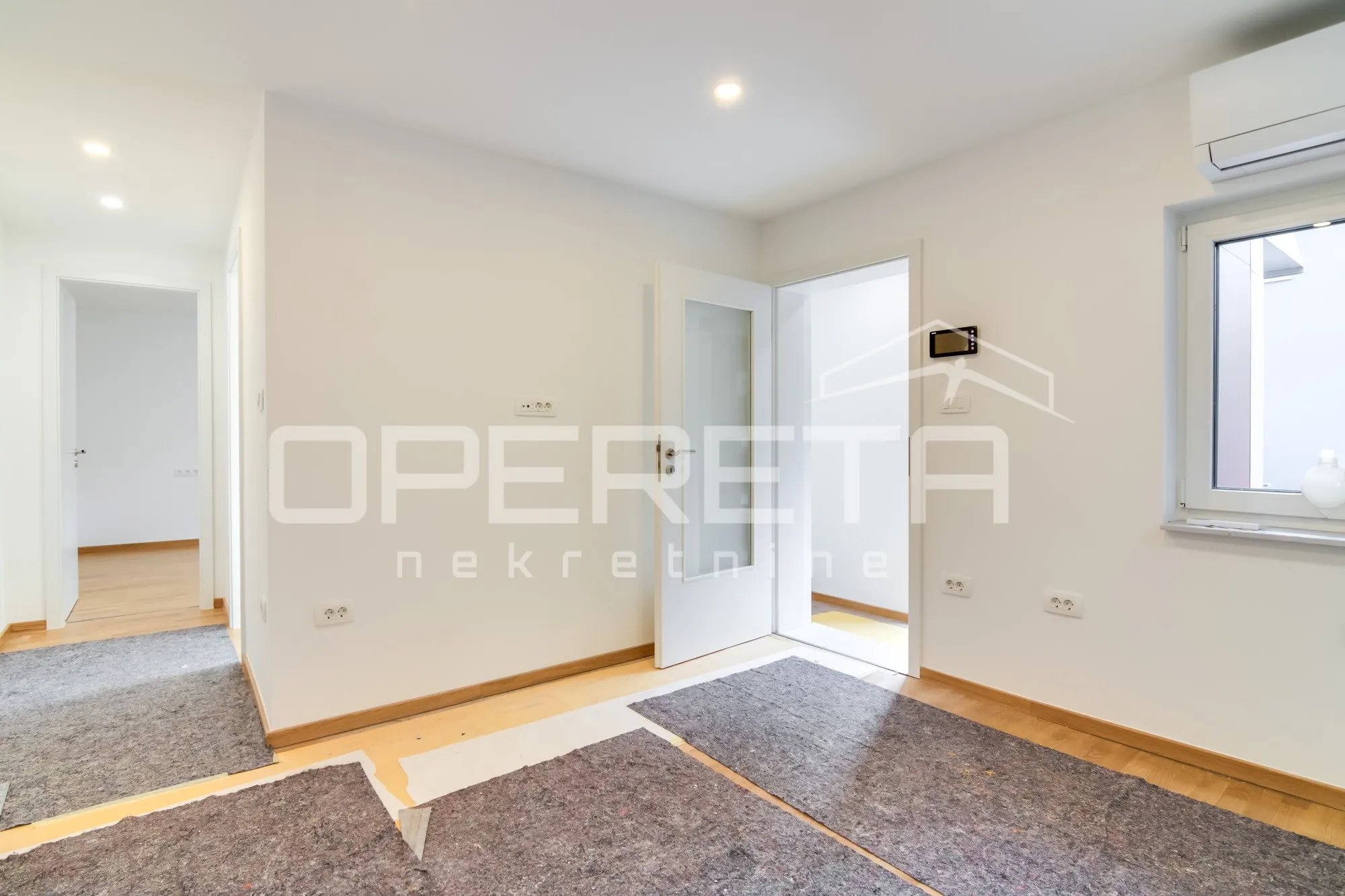 prodaja, kuća sa 3 stana i 1 apartmanom, maksimir, obojski gaj. - slika 23