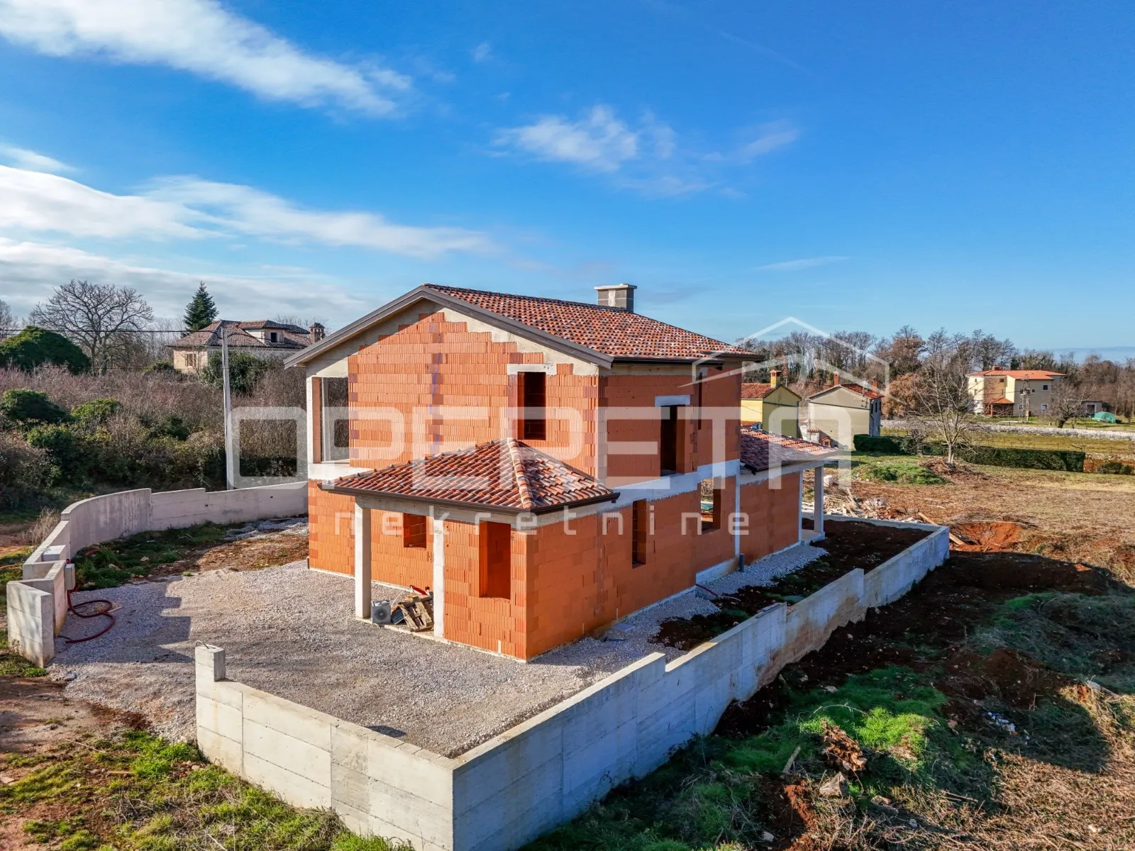 istra, višnjan okolica - samostojeća kuća u roh bau fazi - slika 6