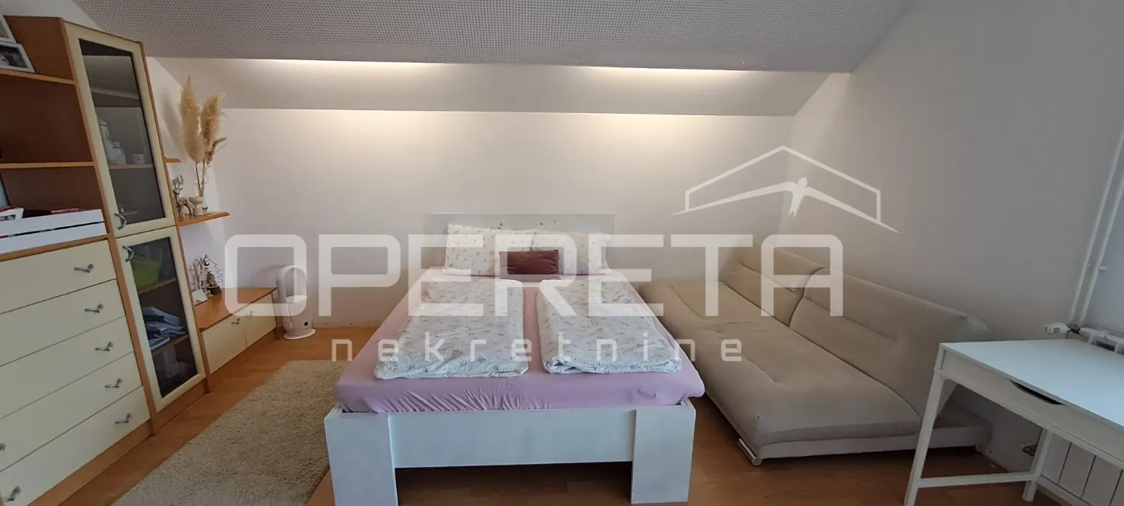 elegantna kuća okružena zelenilom – potpuno namještena i useljiva - slika 18