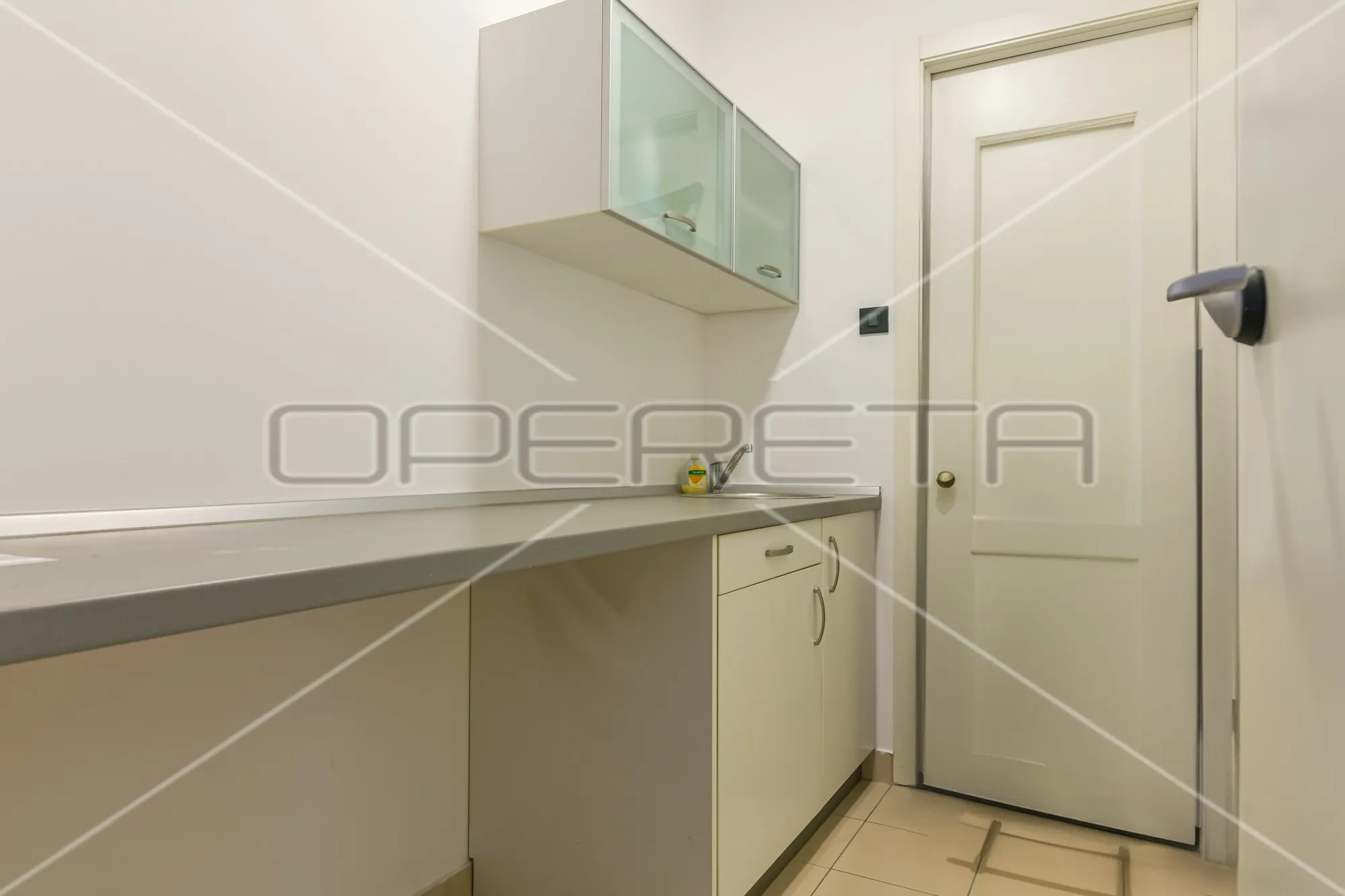 najam, ured, kvatrić, bužanova, 125m2 - slika 14
