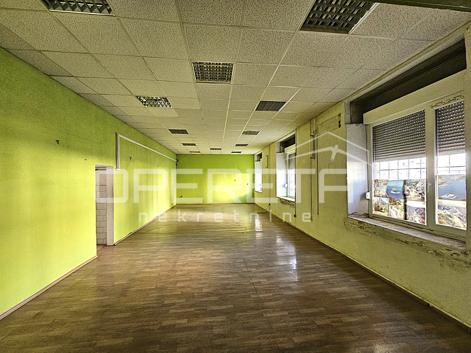 ulični poslovni prostori uz glavnu cestu, kaštel gomilica - slika 23