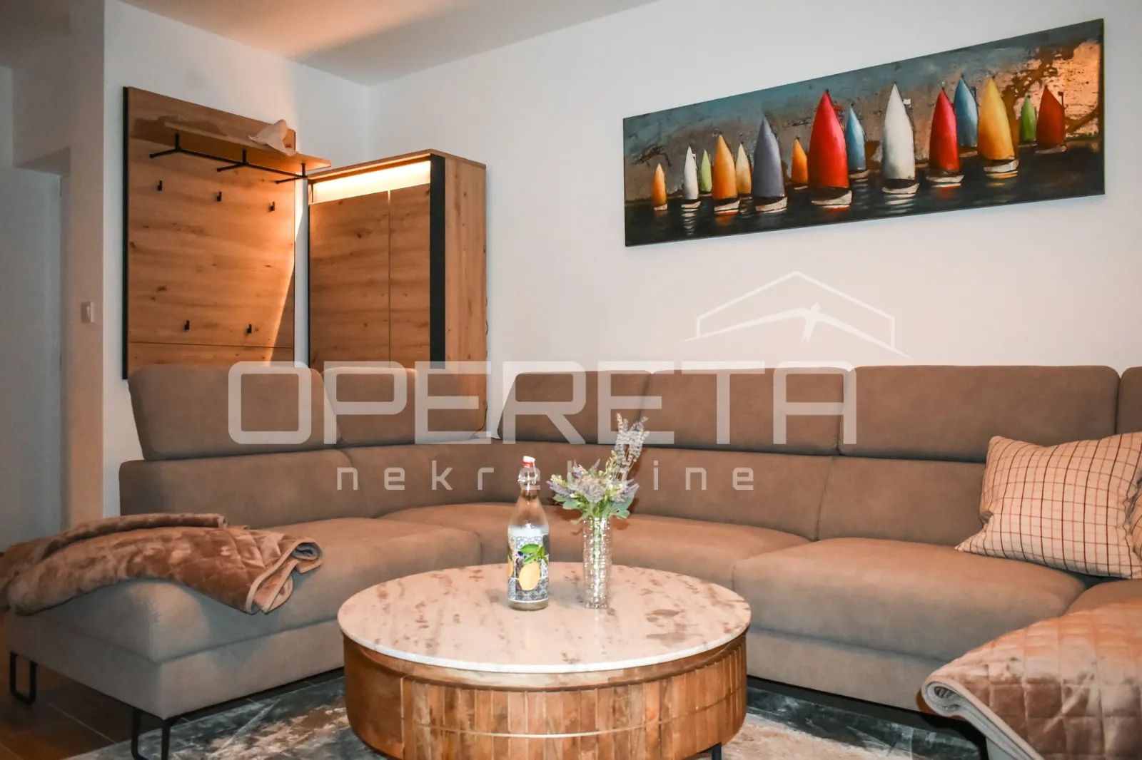 investicija na prestižnoj lokaciji – stan idealan za život i najam - slika 13