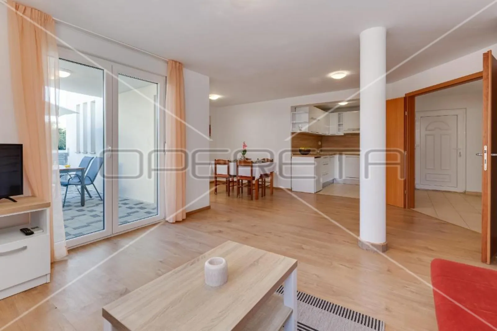 petrčane - kuća s 10 etažiranih apartmana, 100m od mora - slika 21