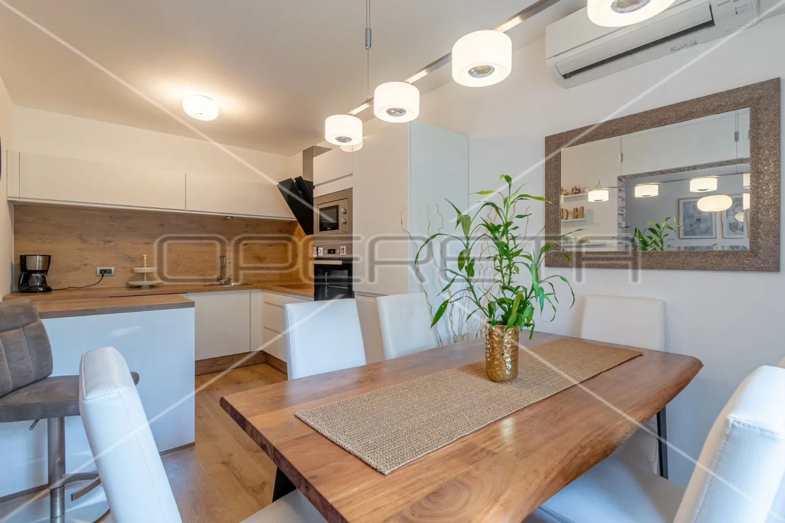 istra, pula - nova veruda, kuća sa tri apartmana na odličnoj lokaciji blizu mora - slika 4