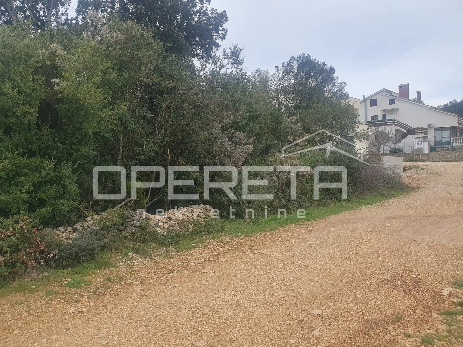 vodnjan , vodnjan, 1.236,00 m2, 197.760,00 eur - slika 2