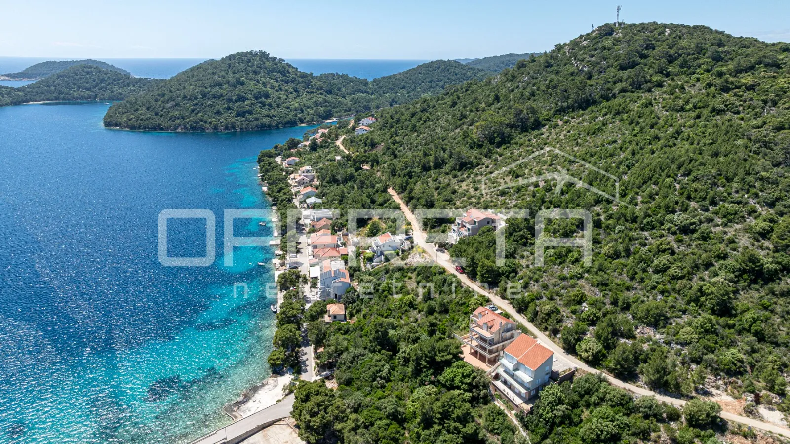 građevinsko zemljište 430 m2 s pogledom na more, lastovo - slika 12