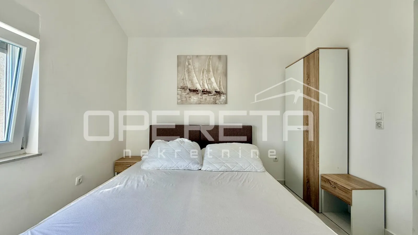 novalja – dvojna kuća s 2 trosobna apartmana i dvorištem - slika 8