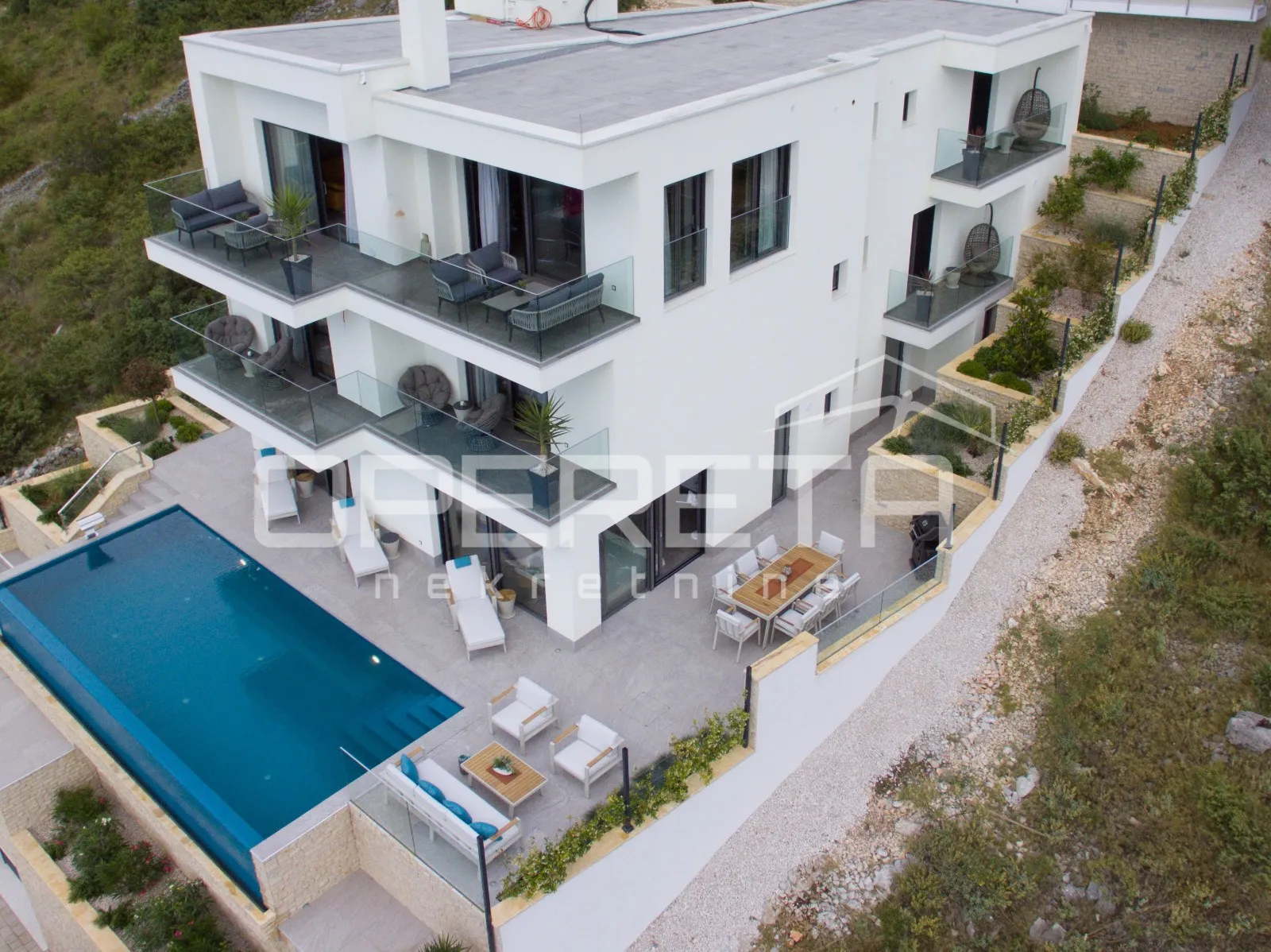 luksuzna vila s bazenom, 300m2, zatoglav - slika 12