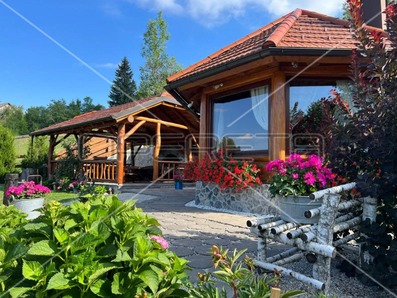 luksuzna vila s bazenom, wellnesom i sjenicom u srcu gorskog kotara - slika 21