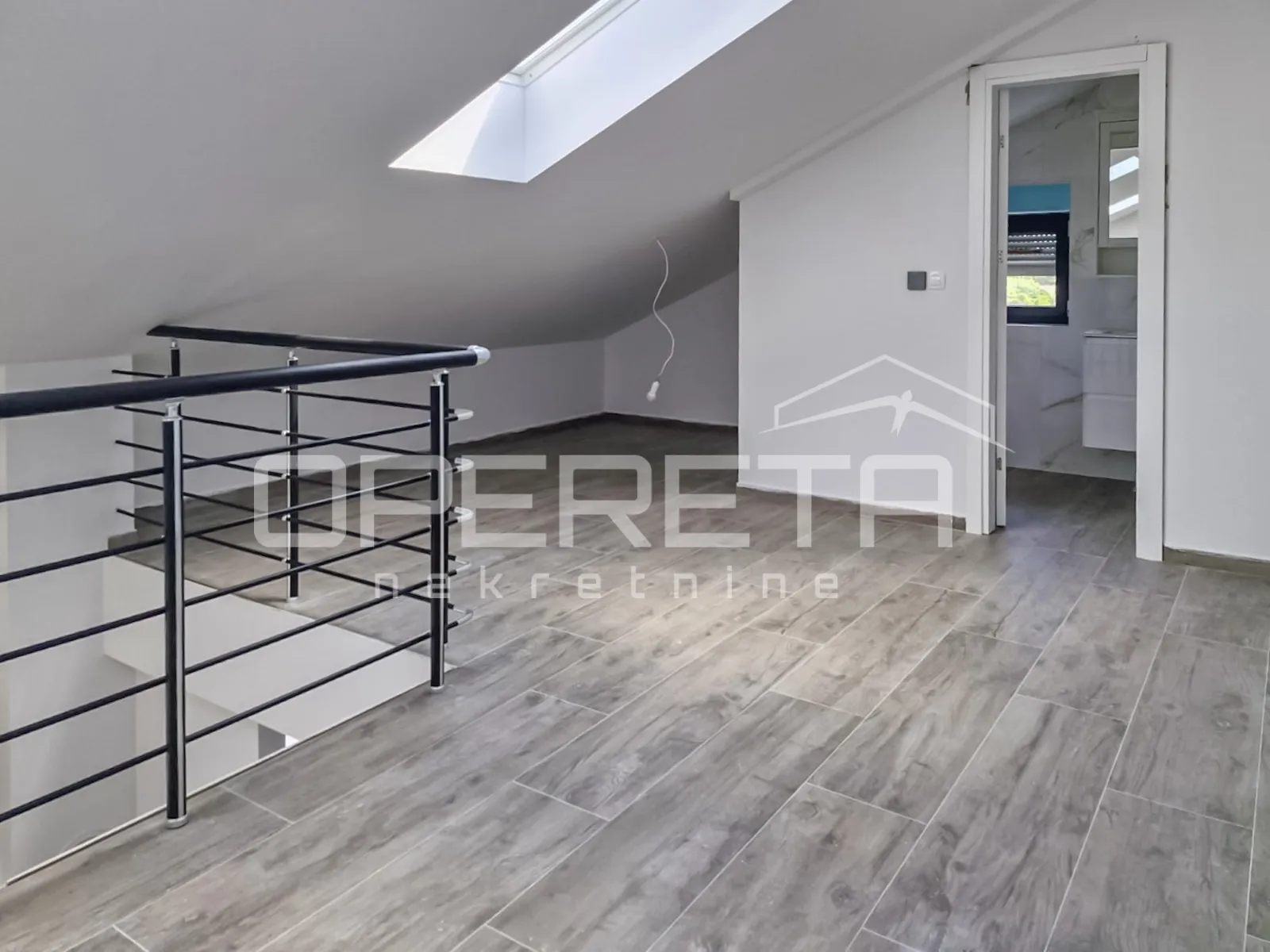 moderan stan s galerijom, vrtom i parkingom, korčula - slika 2