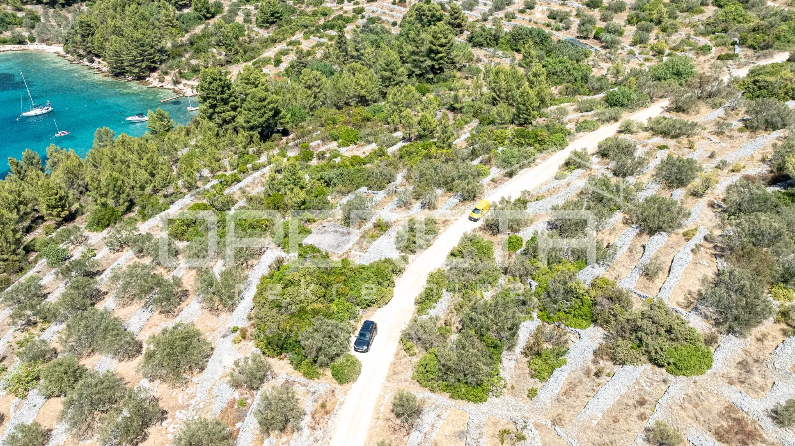 zemljište s karakterom i potencijalom – 932 m2 okruženo prirodom - slika 3