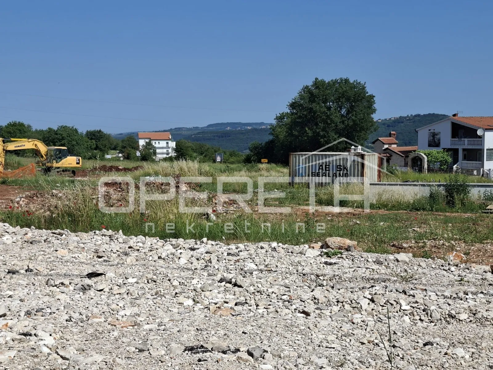 istra, momjan okolica – zemljište s građevinskom dozvolom 657 m2 - slika 3
