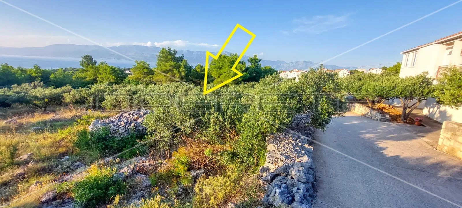 zemljište, supetar otok brač, pogled na more i idejni projekt za 4 luksuzne vile - slika 7