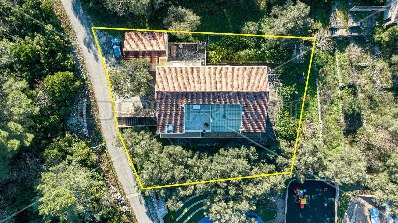 investicija, kuća sa poslovnim prostorom, žrnovska banja, otok korčula - slika 3
