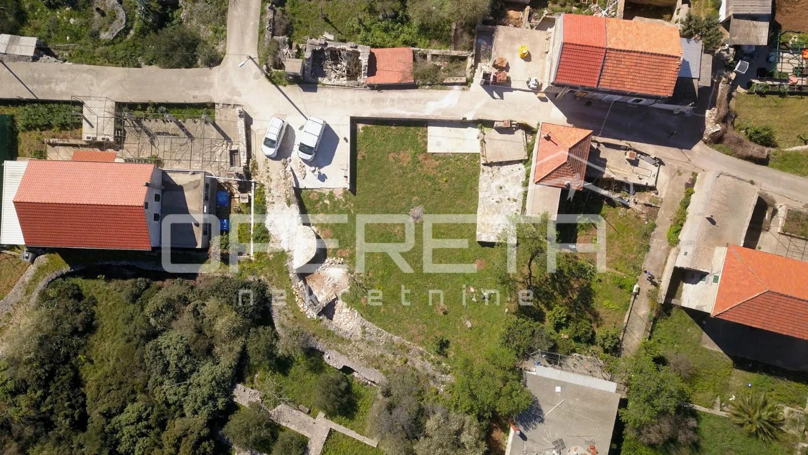 idealna prilika – građevinsko zemljište na šolti s projektom i dozvolom - slika 8