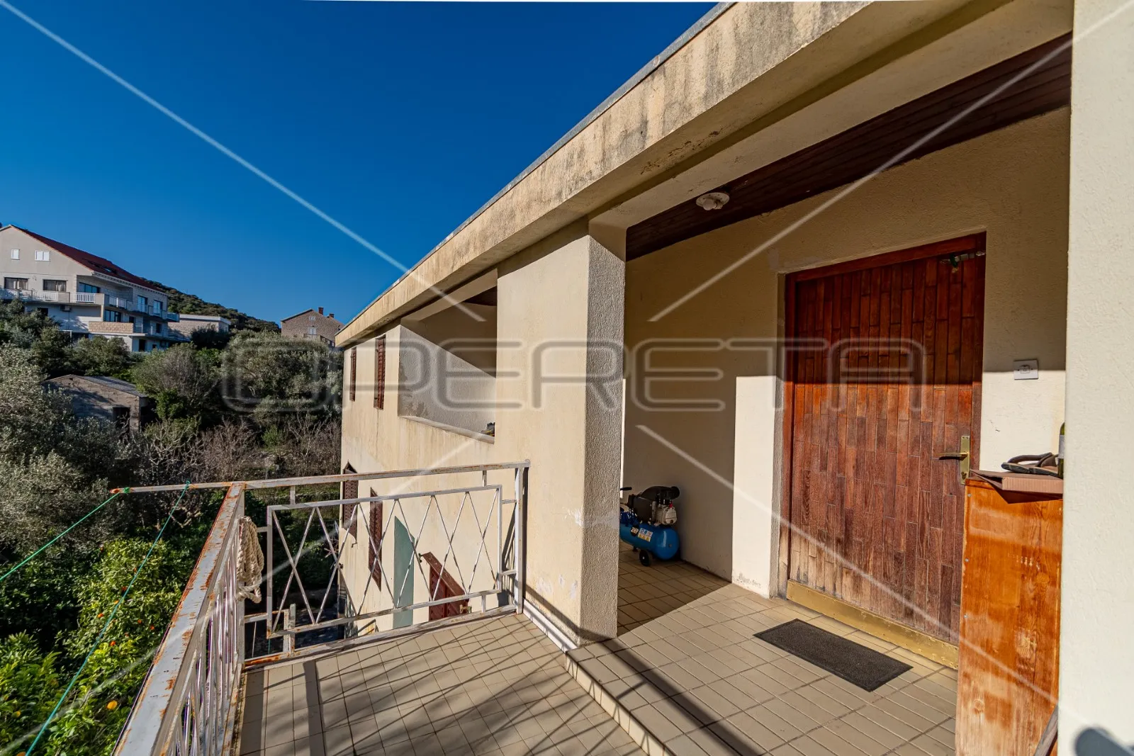 investicija, kuća sa poslovnim prostorom, žrnovska banja, otok korčula - slika 6