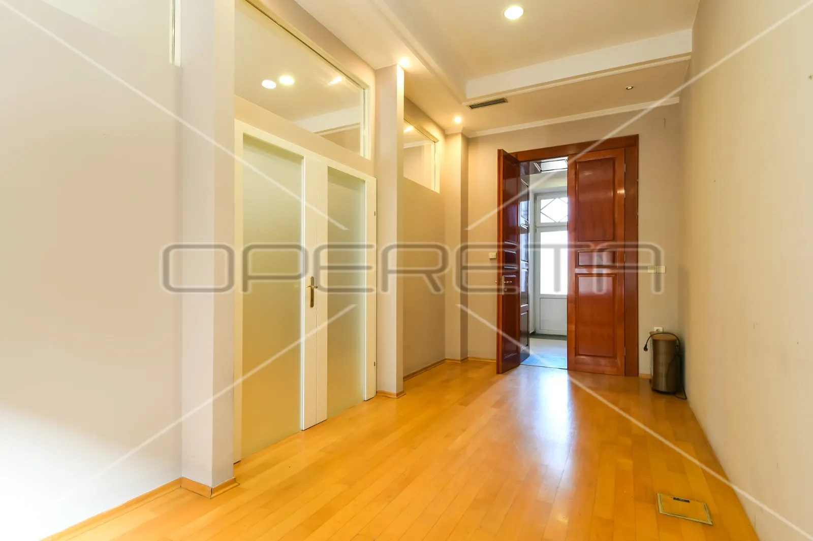 najam, ured, centar, palmotićeva, 240m2 - slika 2