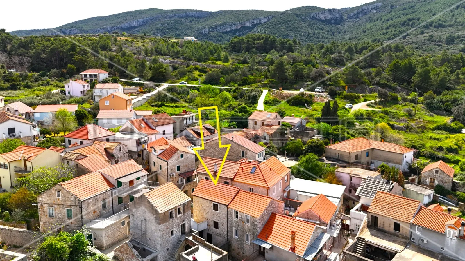 renovirana tradicionalna kamena kuća, jelsa, hvar - slika 2