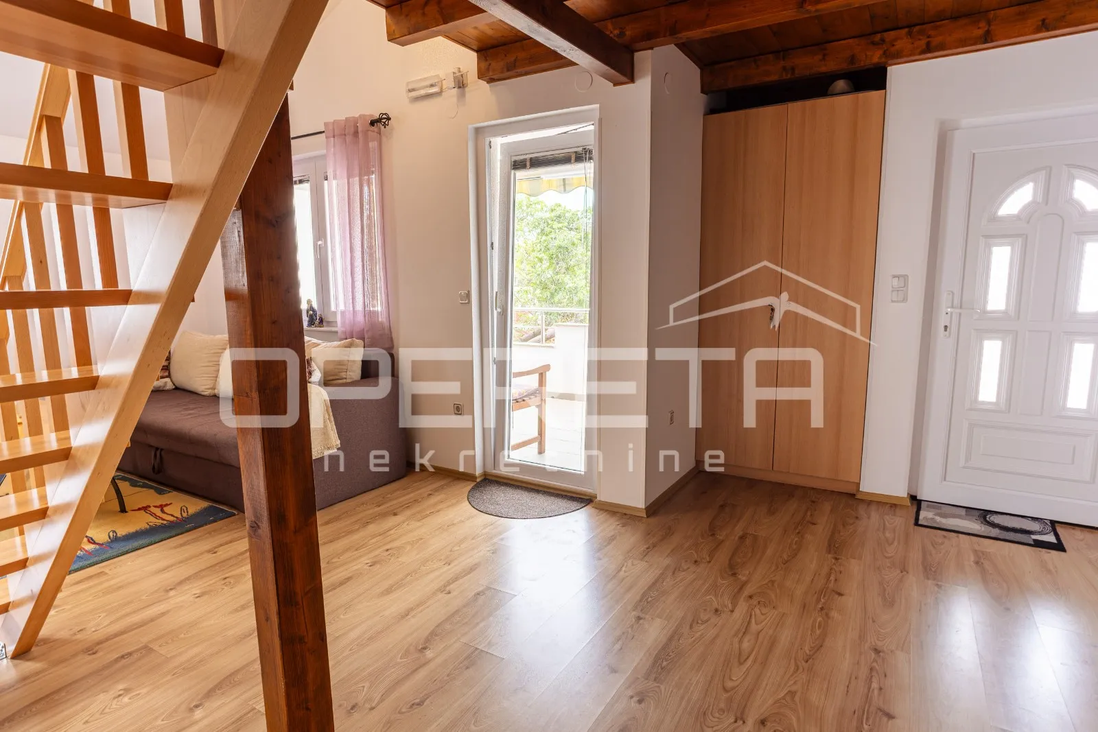 apartmanska kuća uz more – bez troška vode i struje! - slika 33