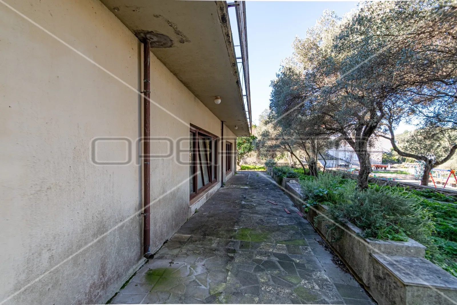 investicija, kuća sa poslovnim prostorom, žrnovska banja, otok korčula - slika 16