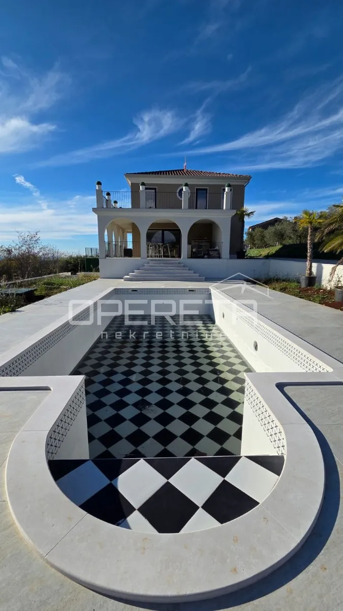 izvanredna samostojeća vila s panoramskim pogledom na more i vinograde - slika 2