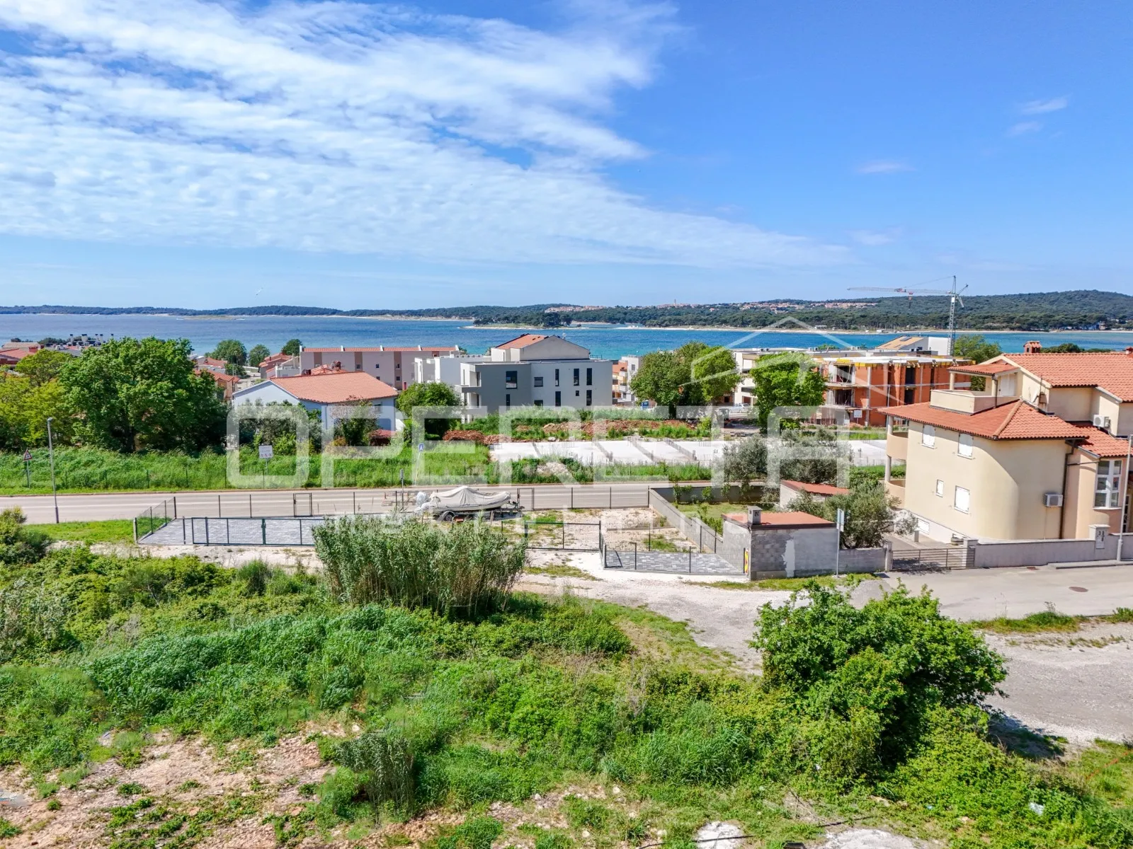 stan s pogledom na more i galerijom – medulin (300m od plaže, 97,04 m2) - slika 11