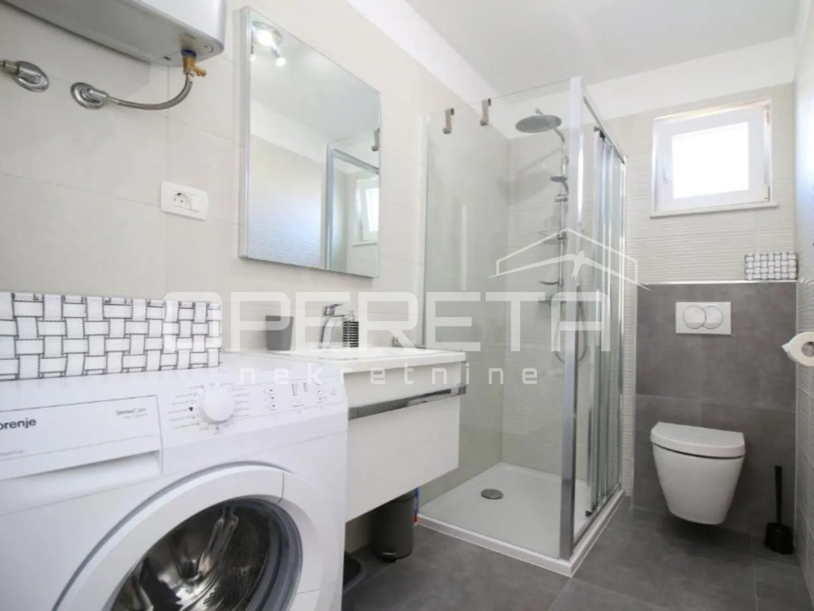 prvi red do mora, 6 apartmana, rogoznica! - slika 11