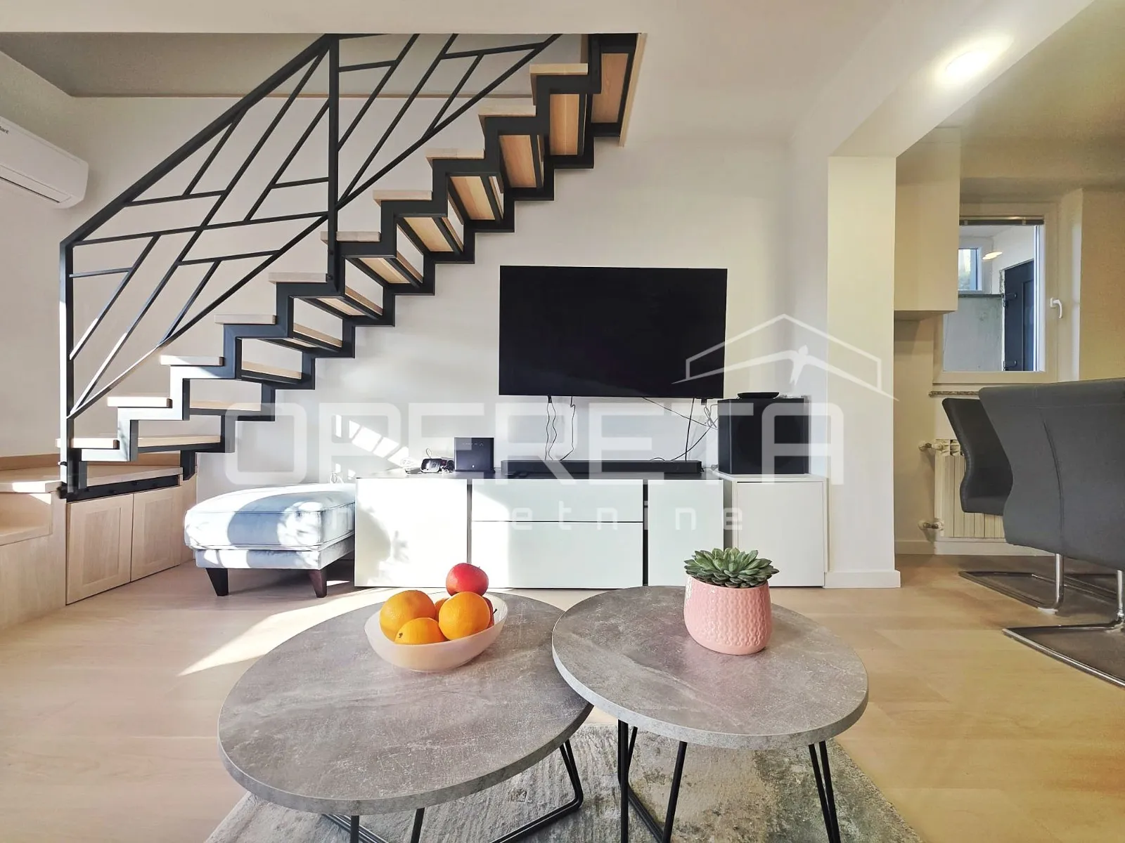 črnomerec, 85m2, 4-soban, terasa 80 m2, vrt i voćnjak 300m2, garaža 20 m2 - slika 3