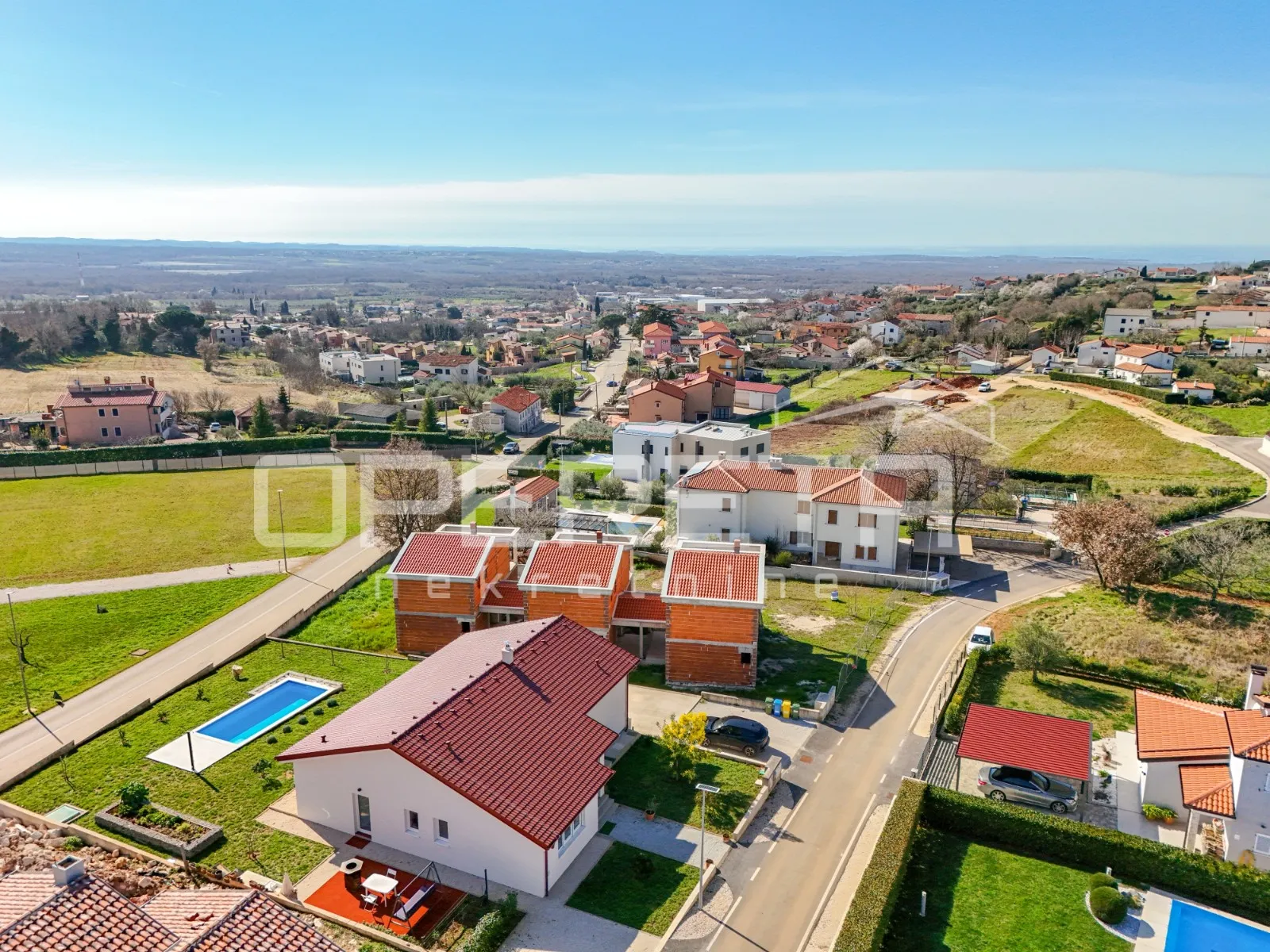 kaštelir - moderna prizemnica s bazenom i pametnim sustavom upravljanja - slika 18