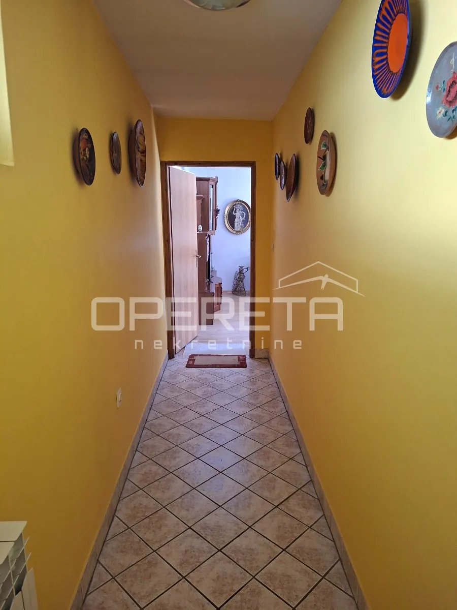 prodaja, kuća, centar, centar, samostojeća, 184m2 - slika 30