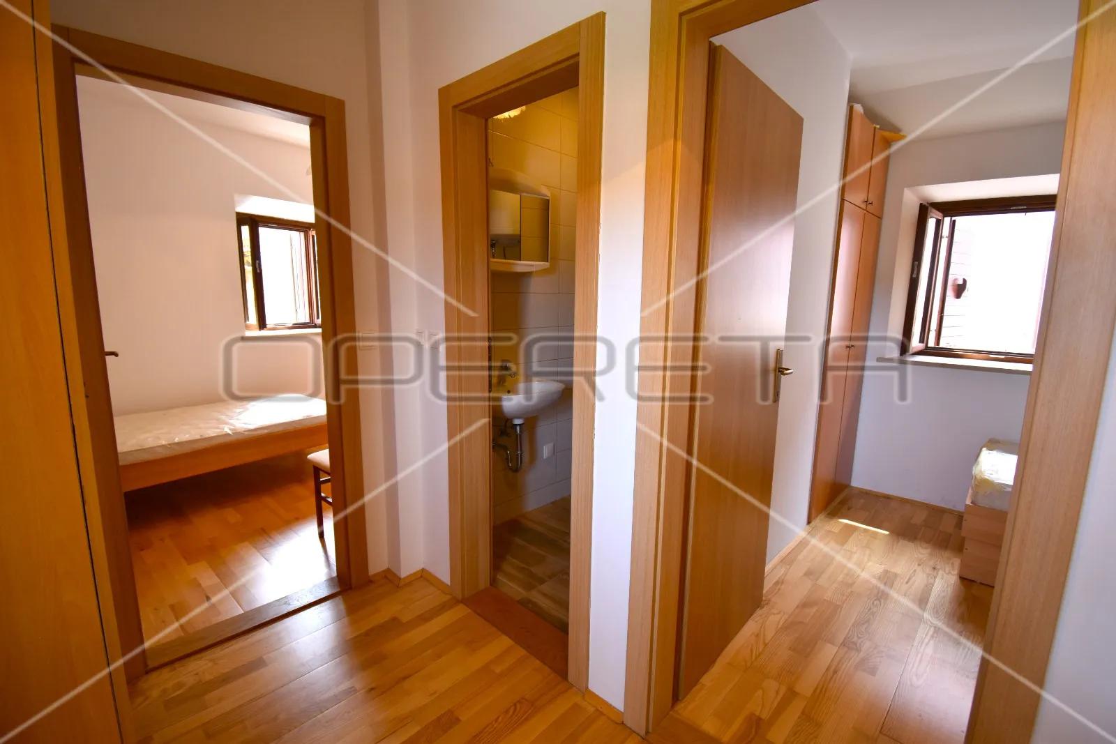 renovirana tradicionalna kamena kuća, jelsa, hvar - slika 22