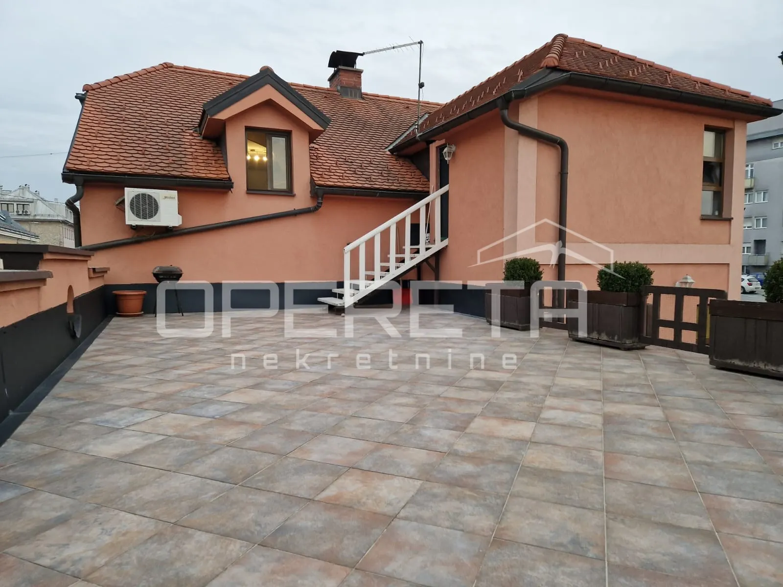 prodaja, kuća, centar, ulica franje tuđmana, samostojeća, 430m2 - slika 7