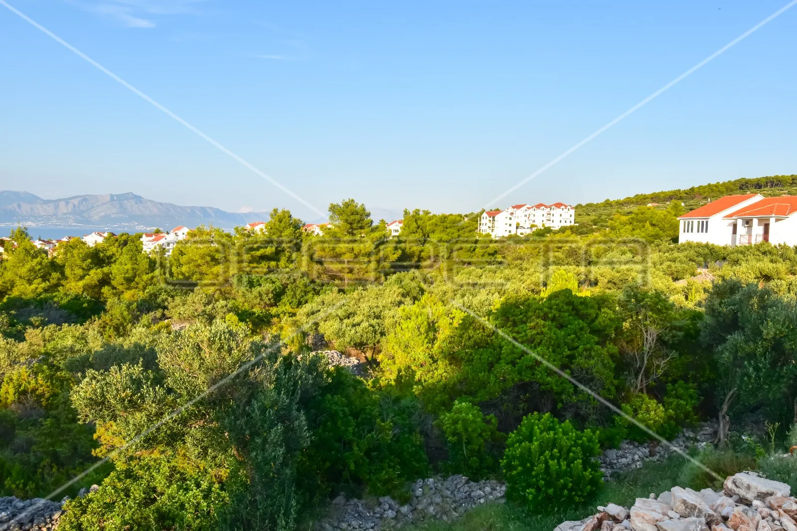 zemljište, supetar otok brač, pogled na more i idejni projekt za 4 luksuzne vile - slika 18