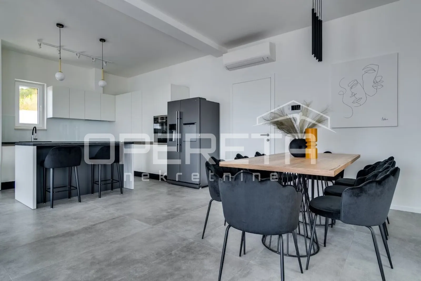 moderna vila s otvorenim pogledom na more, povišena lokaciji uz omiš - slika 26