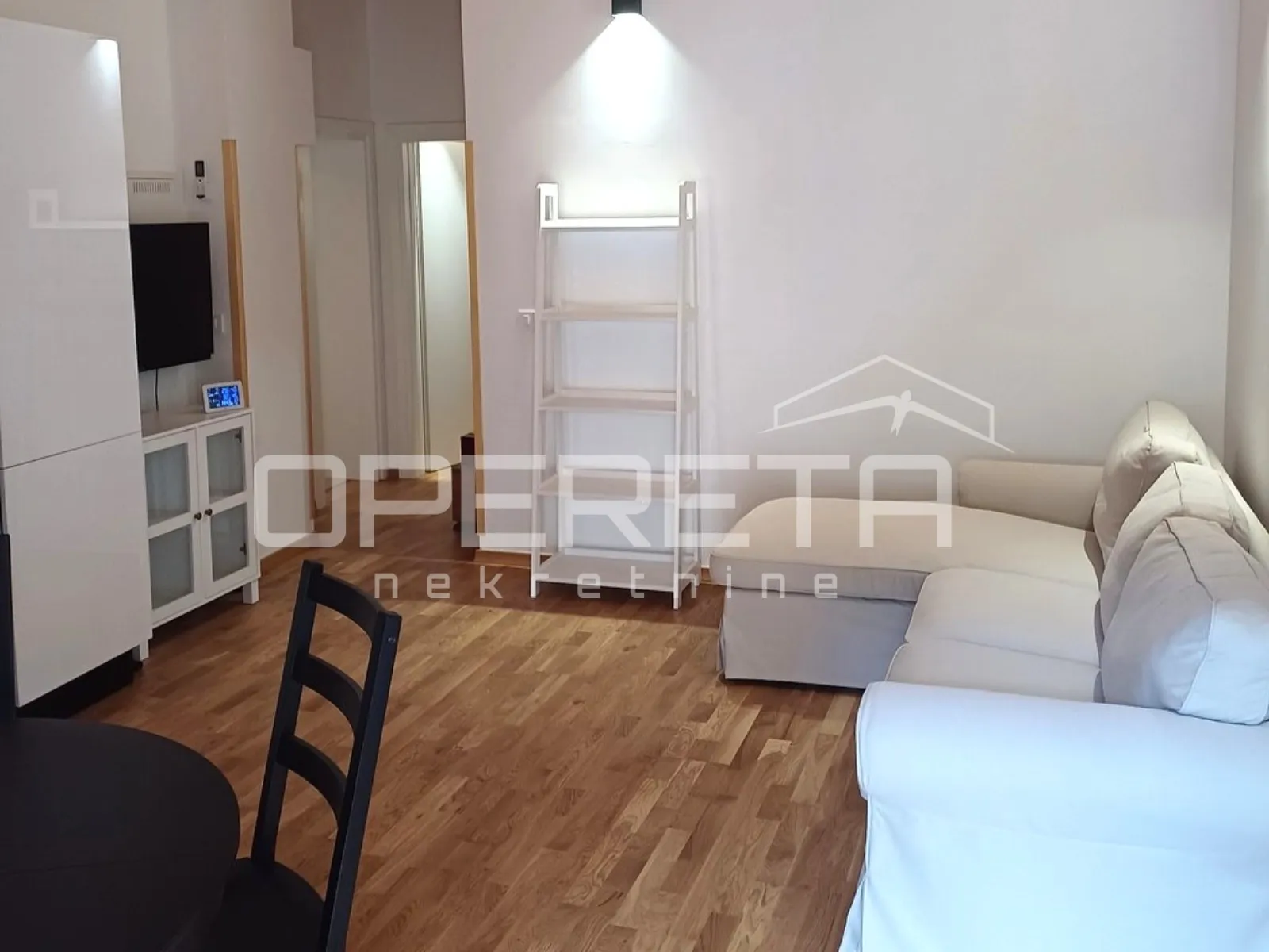 novouređena kuća s 3 apartmana, skradin - slika 4