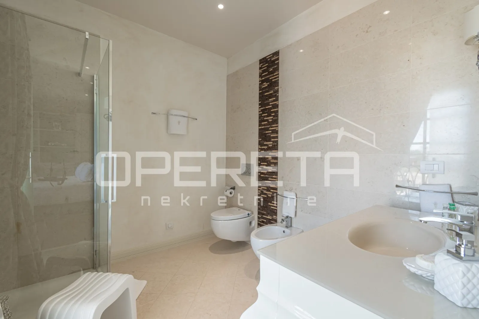 istra, poreč (okolica) - bezvremenska vila s bazenom - investicija u luksuz - slika 15
