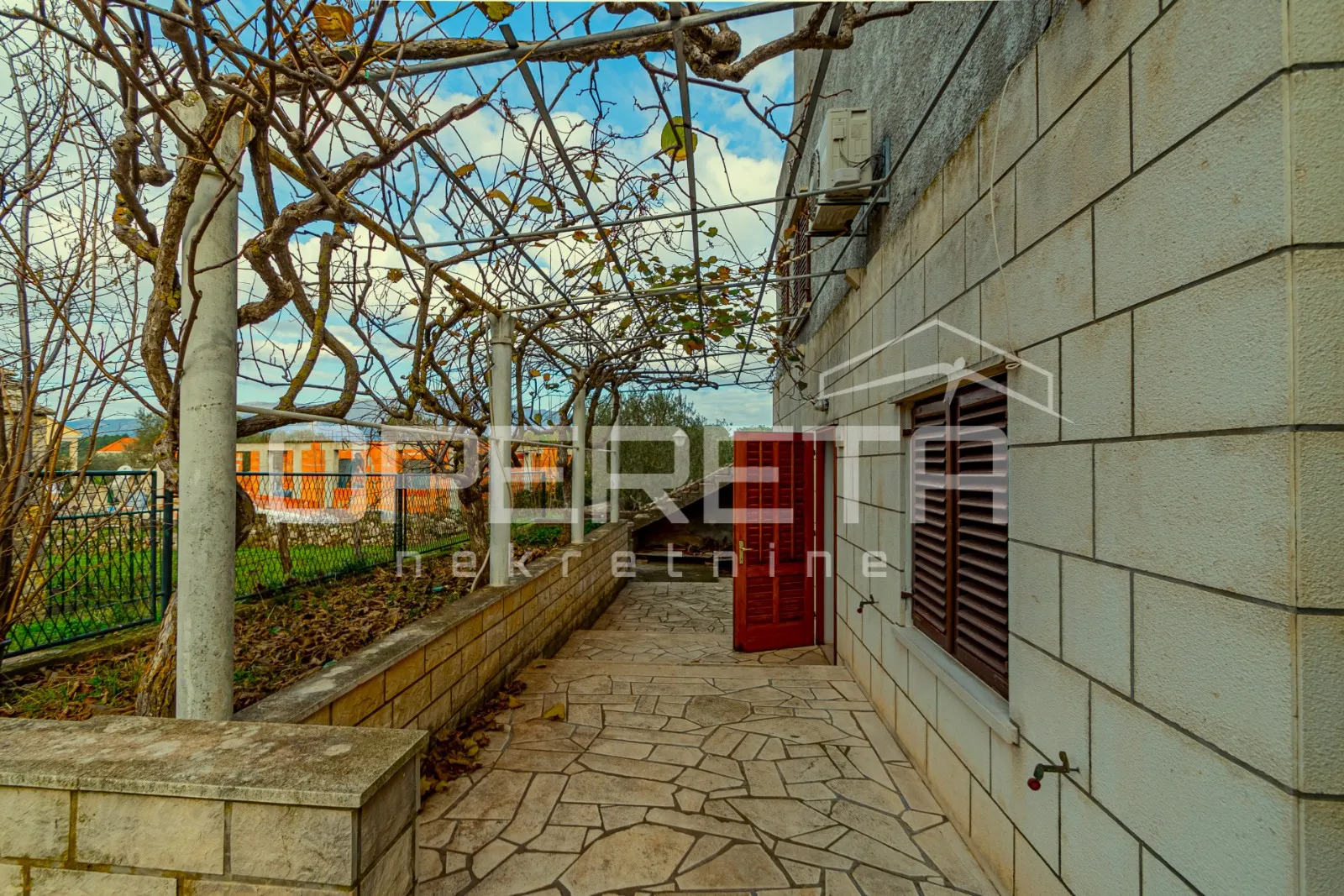kuća na atraktivnoj lokaciji, 240 m2, lumbarda, otok korčula - slika 9
