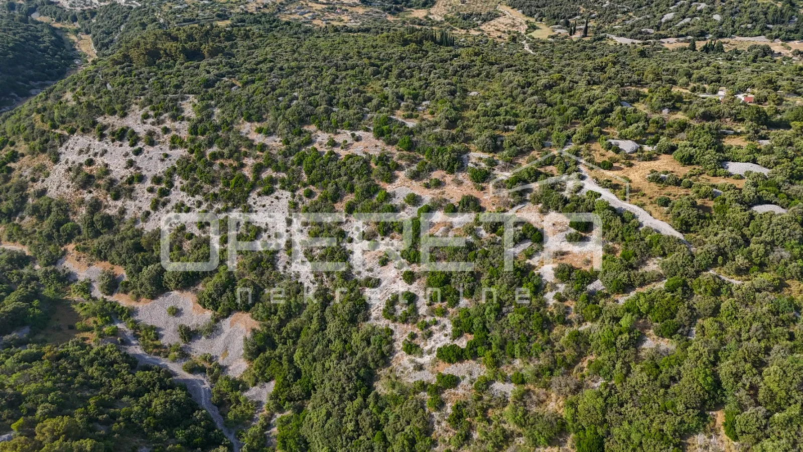 poljoprivredno zemljište u srce otoka, 29.000m2, škrip, brač - slika 24